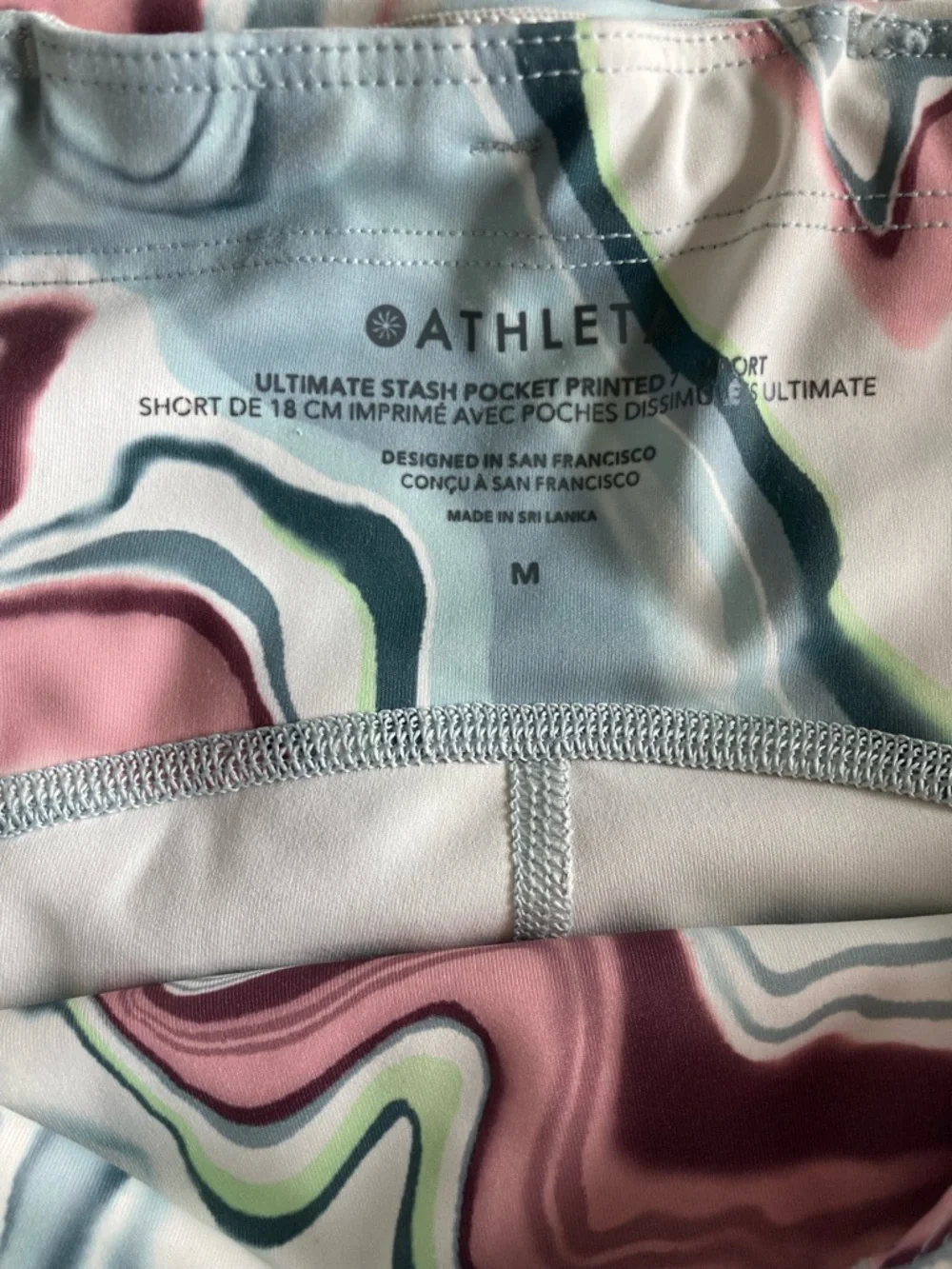 Athleta ultimate stash pocket shorts Marble Print High-Rise Bike Shorts - Picture 4 of 4
